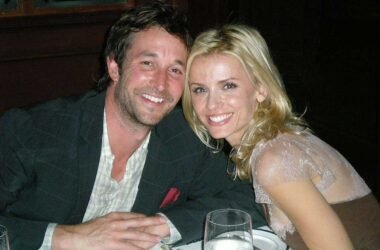 Noah Wyle Wife Sara Wells